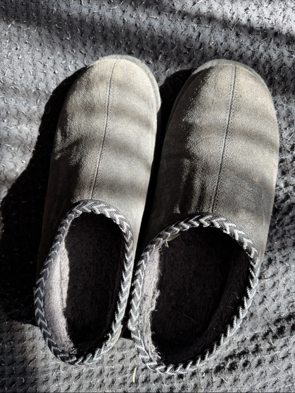 BearPaw Charcoal Braided-Trim Slip-On Slippers - Picture 5 of 5